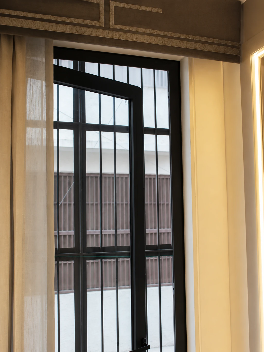 Aluminium Casement Doors & Windows premium reference 12