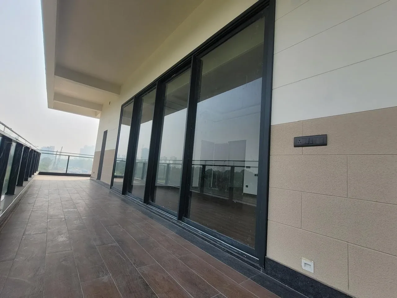 Gaurs Island sliding aluminium system